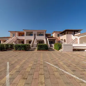 https://residence-arcobaleno-san-teodoro.in-sardinia.net